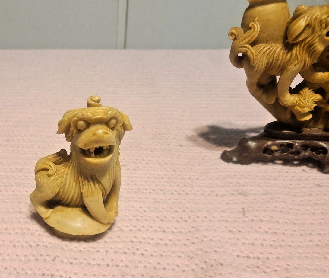 VINTAGE HAND CARVED SOAP STONE INCENSE BURNER FOO DOGS 8″ x 8 1/2″