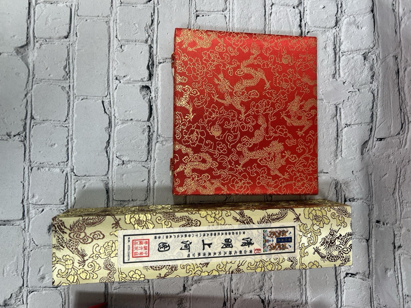 Chinese Cultural Gift Set Lot Scroll Art Traditional Combs Keychains Boxed