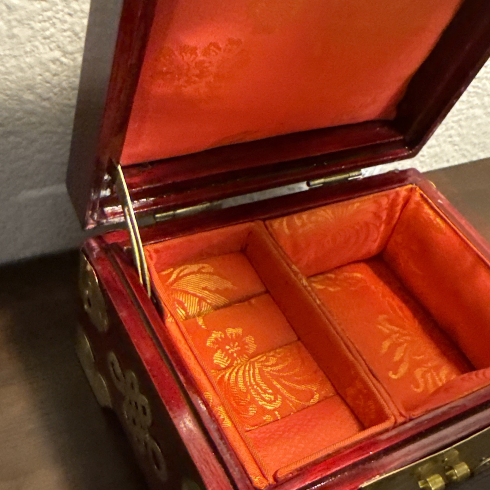 Antique Chinese White Jade & Brass Fittings Wood Jewelry Box Red Lining u-11D