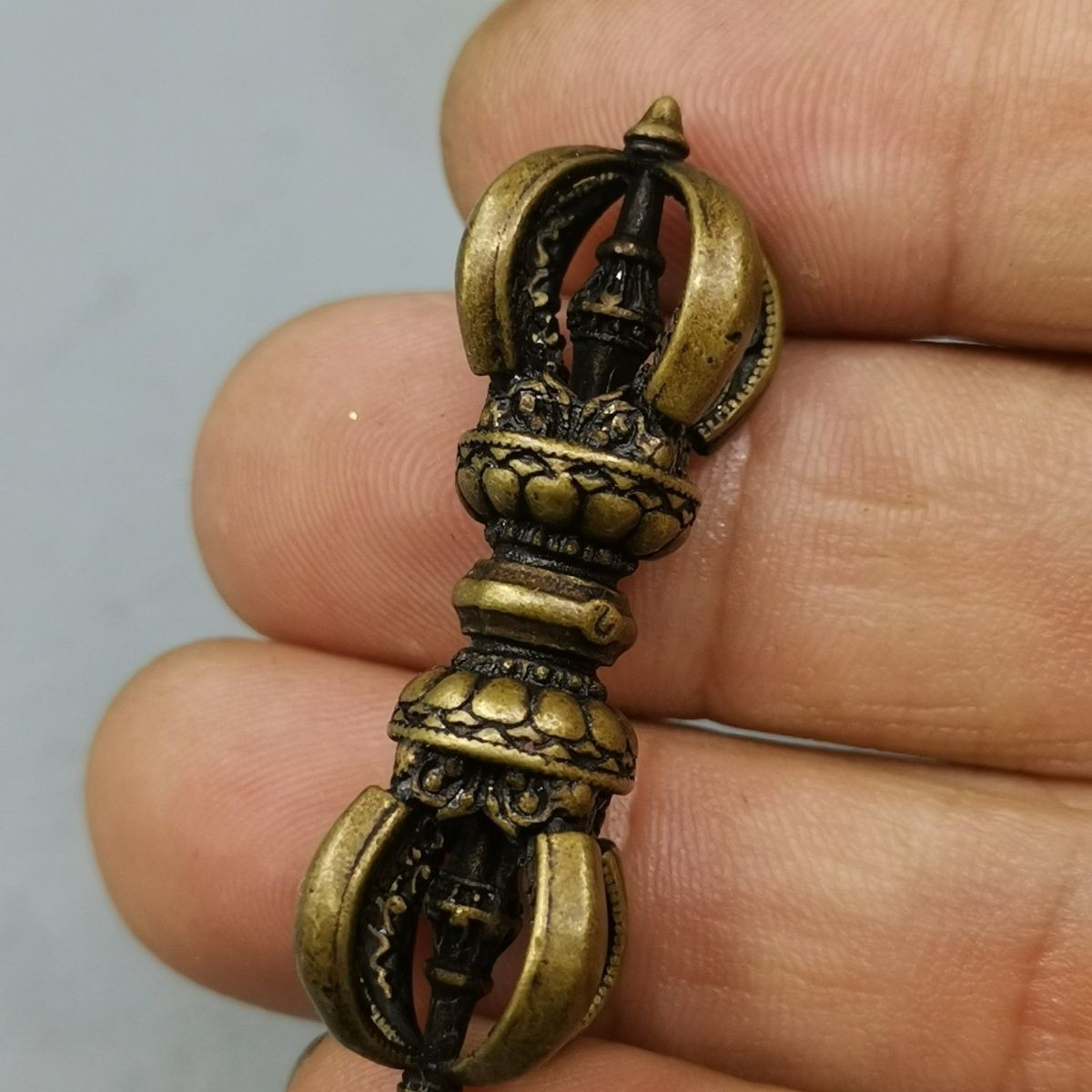 Tibetan Style Brass Vajra Dorje Copper Craft Tibetan Buddhism Dharma Collectible