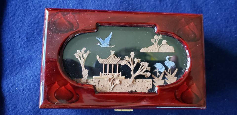 Cork 3D Jewelry Box Shadow Box Glass & Lacquer 6×3.75×2.25″ CHINESE