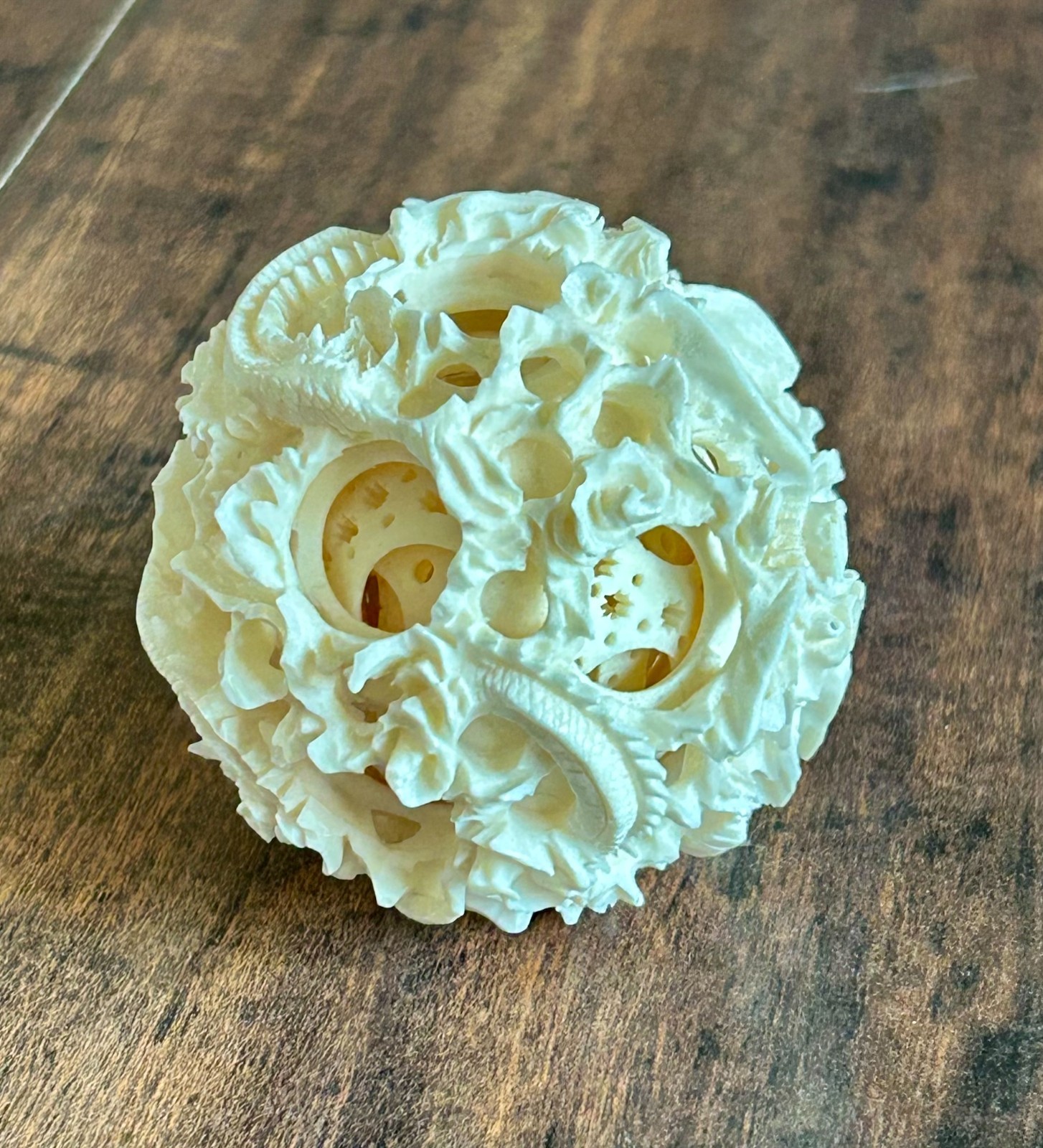 Vintage Hand‑Carved Puzzle Ball Sphere – Intricate Asian Décor – c.1960s (No Sta