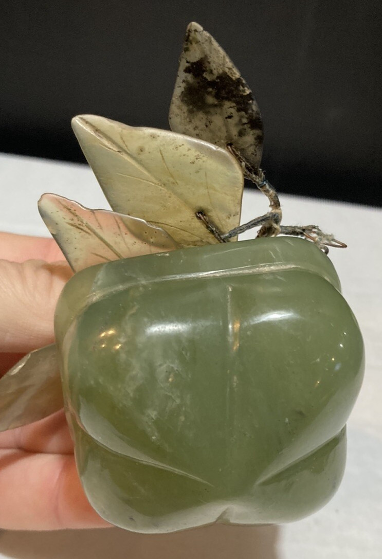 Vintage Chinese Hand Carved Jade & Agate Stone Fruit Set Grapes Banana Berry