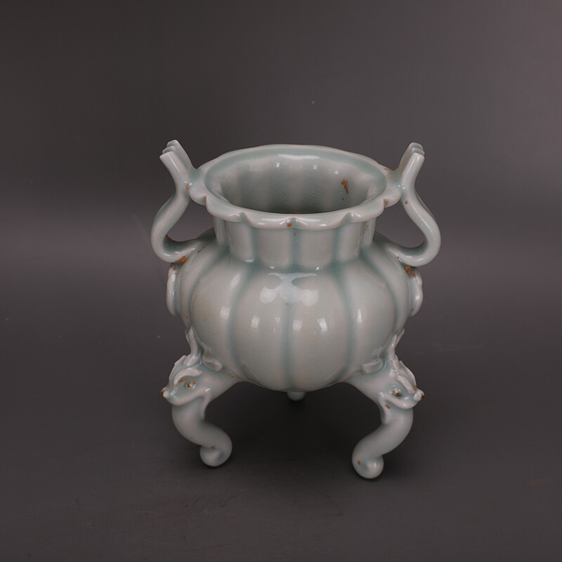 5.6″ Chinese Song Porcelain Lake Field Kiln Green Glaze Tripodia Incense Burner