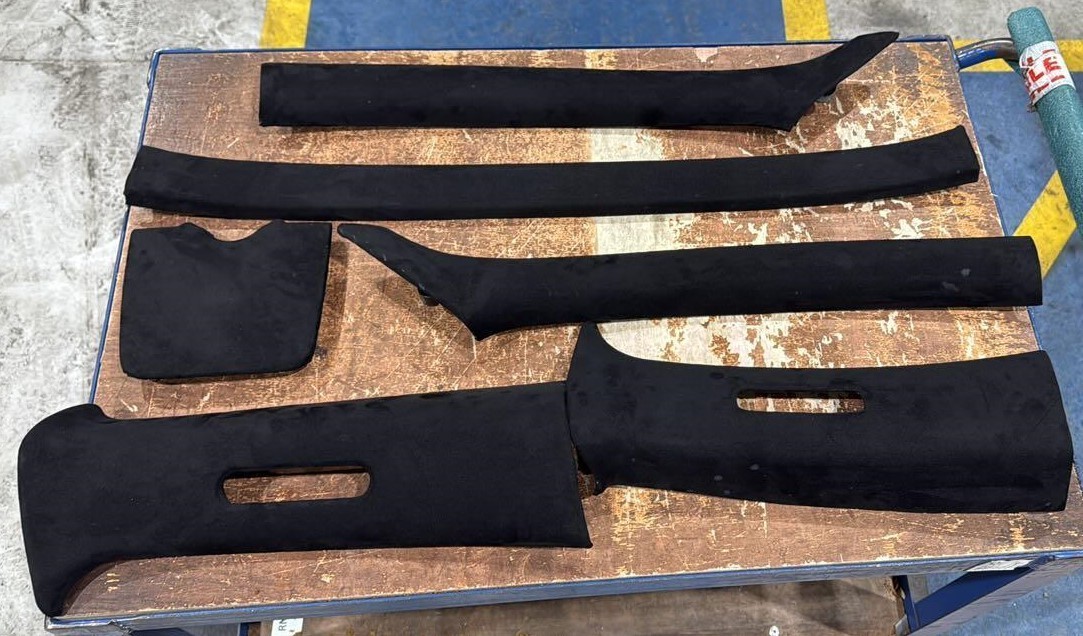 Black Headlining Kit VW Golf Mk4 Stretch Suede Material with Trim-Fix Adhesive