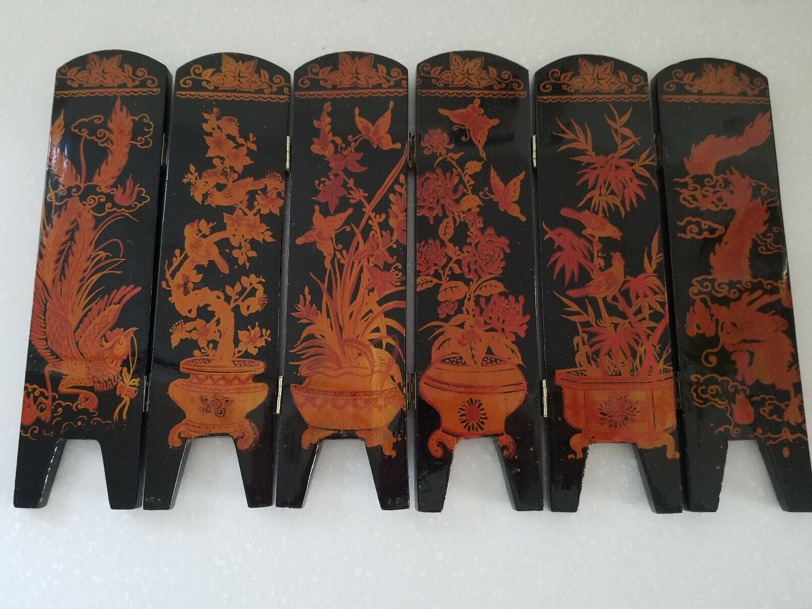 Asian Style Black Lacquer & Mother of Pearl Table Top Screen 6 Folding Panels