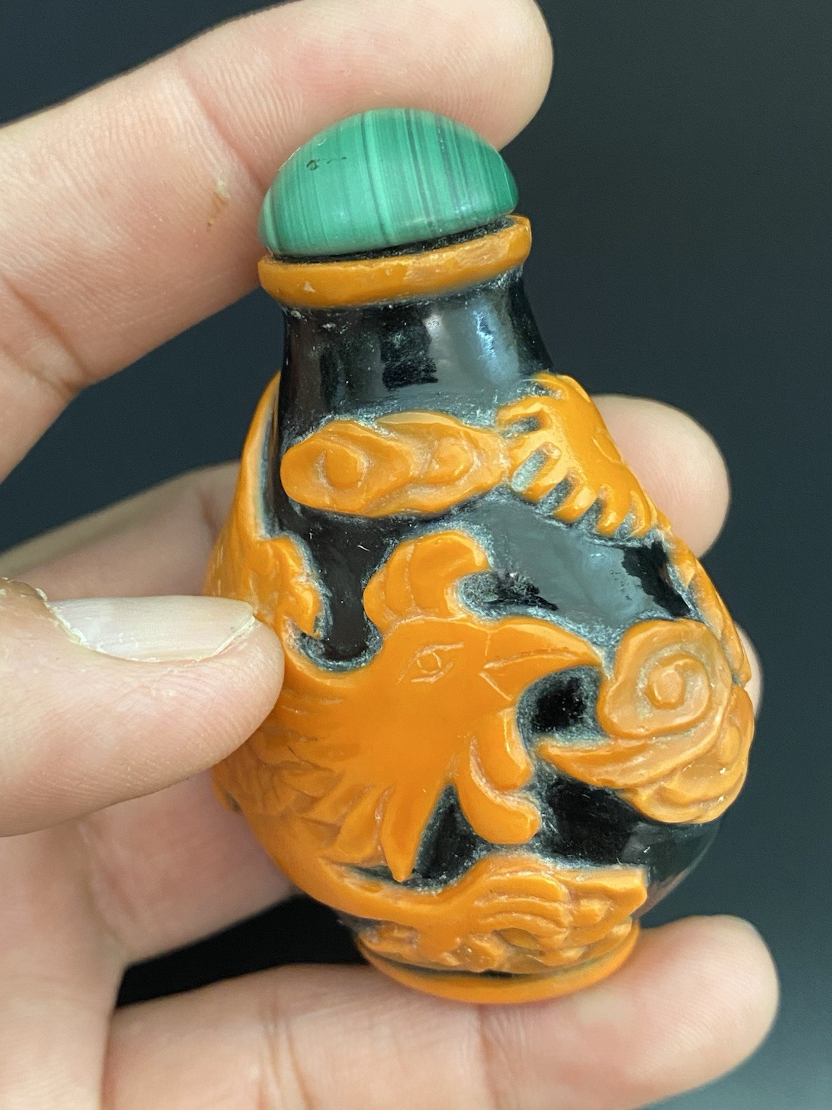 Antique Chinese Peking Glass Orange Phoenix Overlay Snuff Bottle Malachite Top