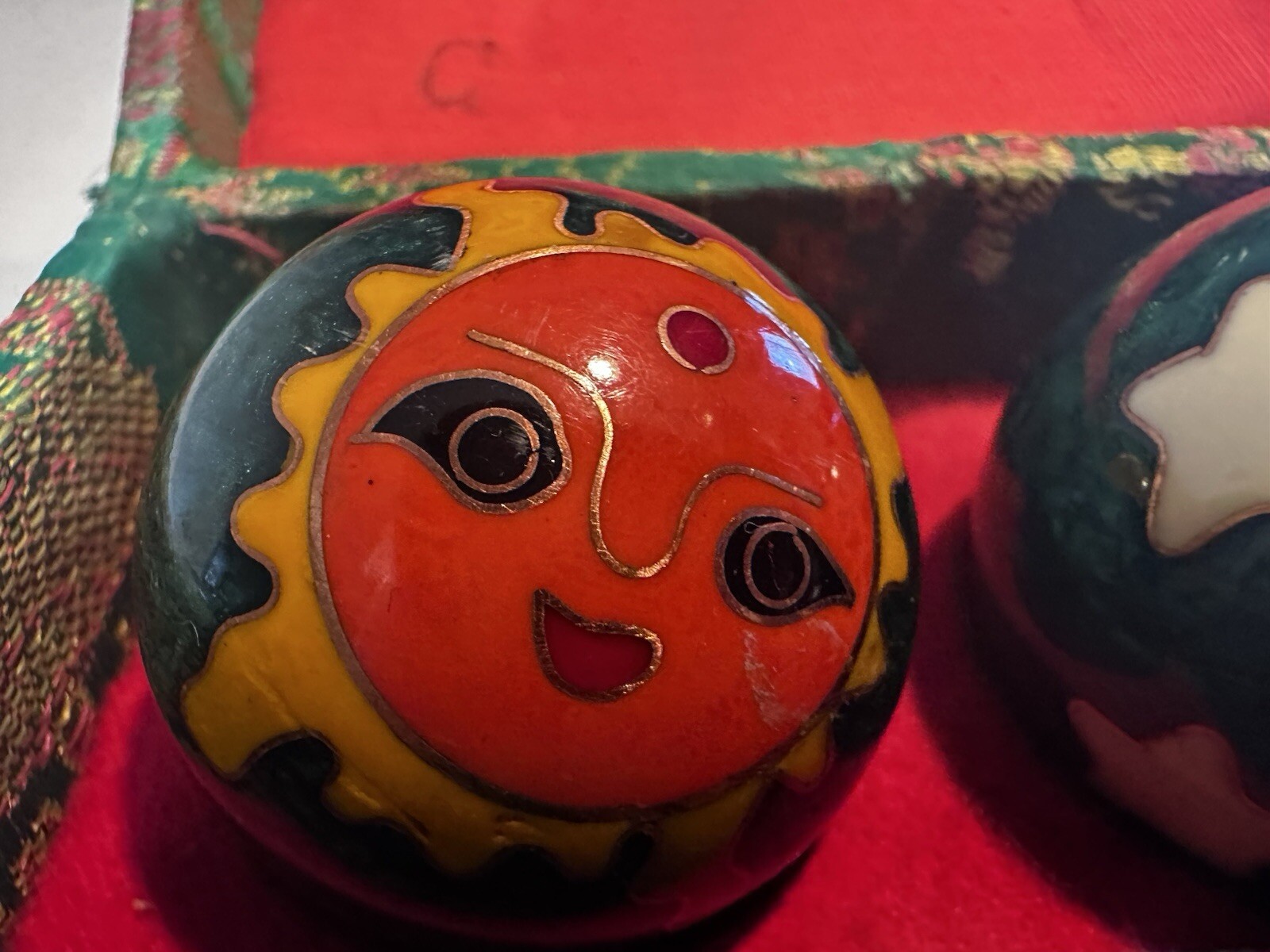Vintage Iron Ball Health Set Moon 🌙 Sun 🌞Musical Baoding Balls Stress
