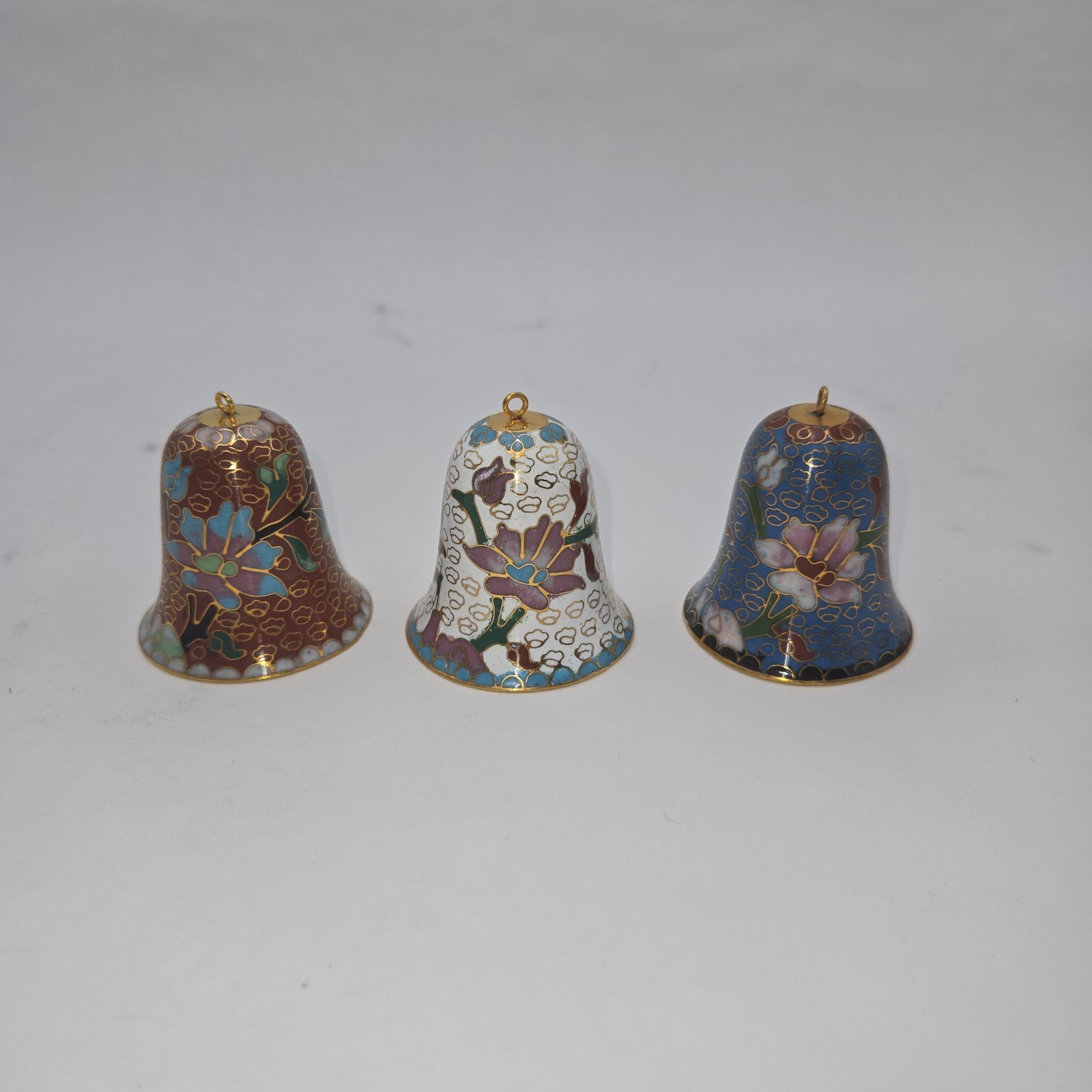 Vintage Chinese Cloisonné Bells Set of 3 Brass Enamel Ornaments Boxed 1980s