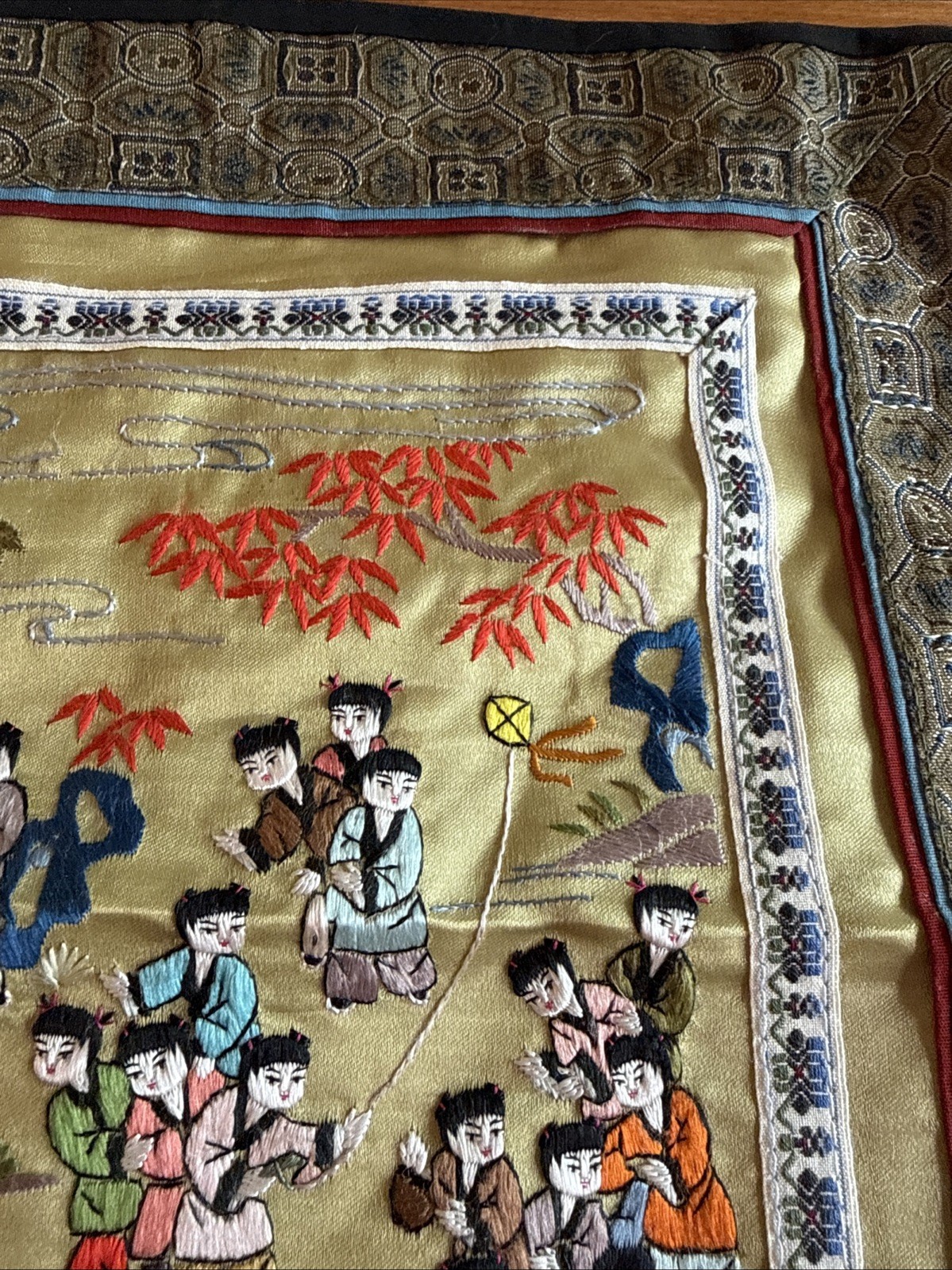 VTG Chinese Embroidered Silk Panel Wall Hanging of 100 Children 25.75” x 13”
