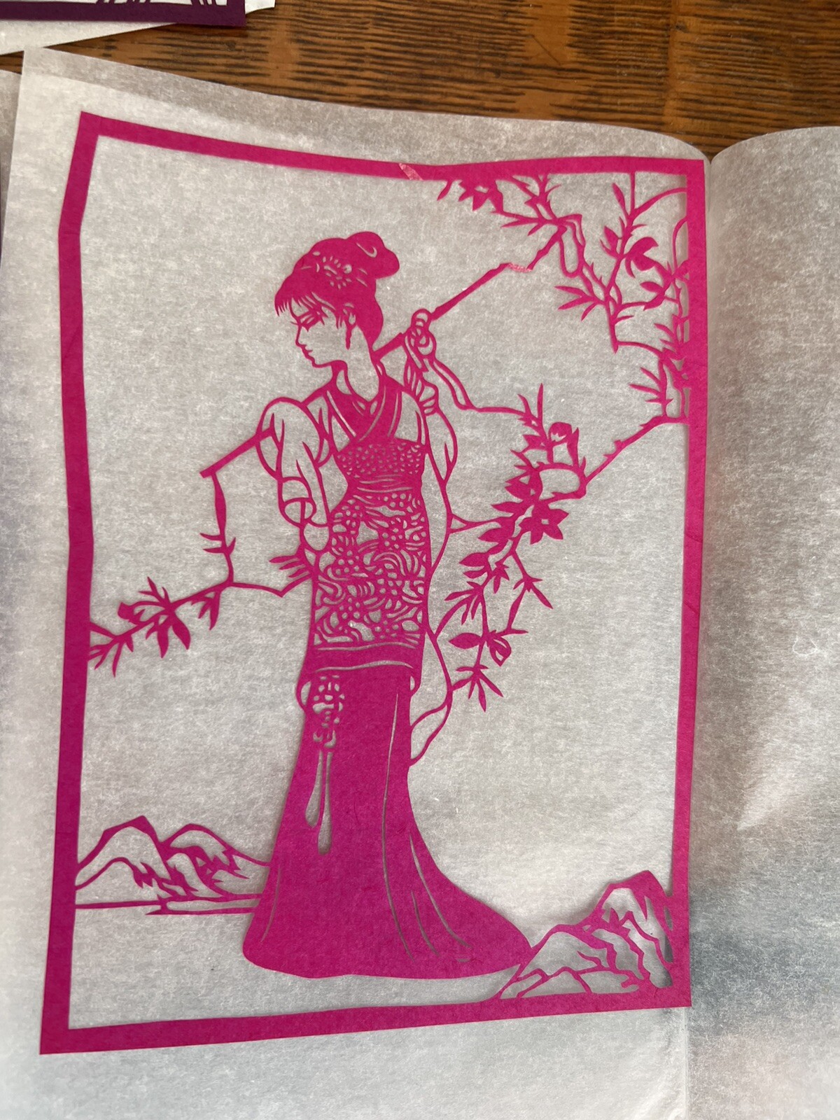 CHINESE FOLK ART TRADITIONAL CHINESE PAPER CUTS 1950S LOVELY GEISHA