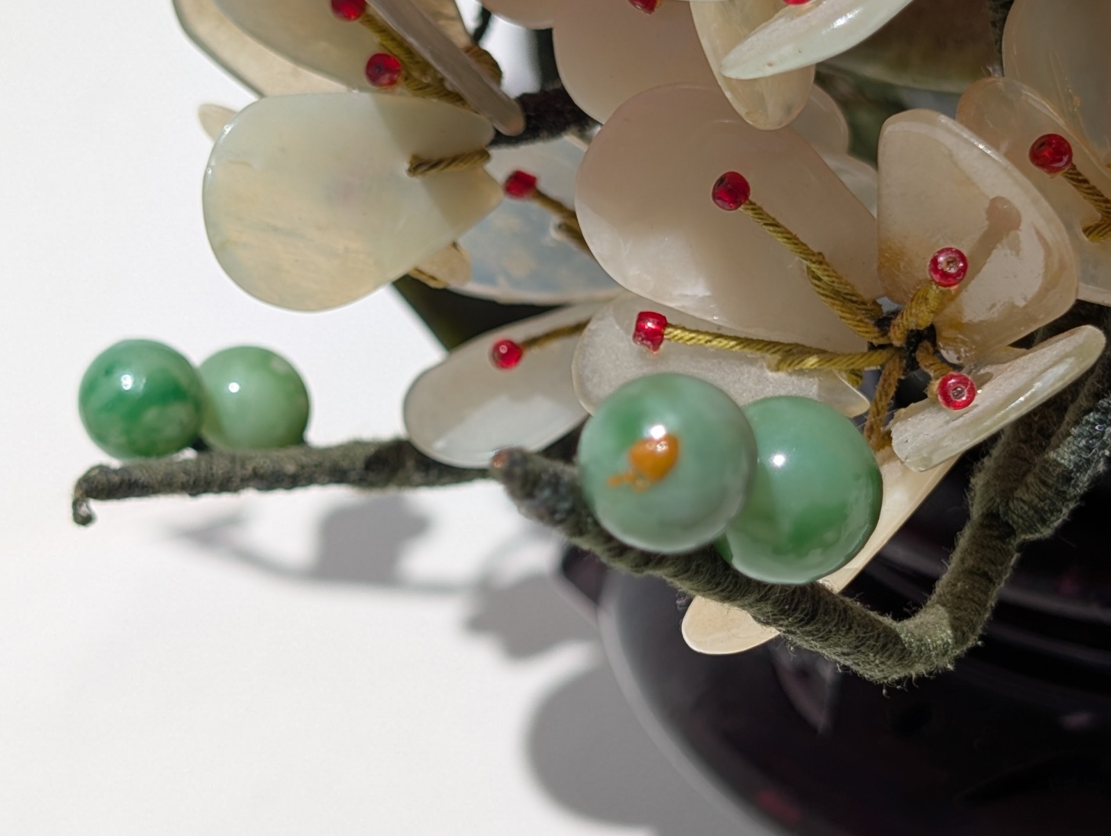 Vtg 1960’s Chinese Export Jade, Jadeite, Agate, Carnelian & Quartz Bonsai Tree
