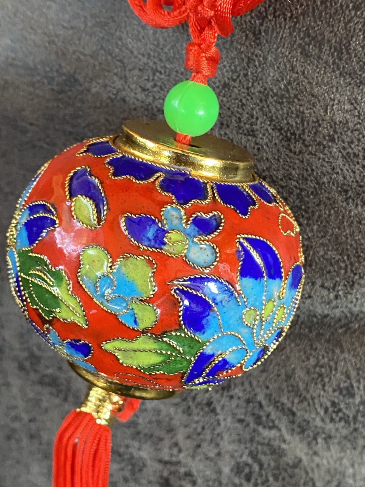 Rare Vtg Oriental Chinese Cloisonne Enamel Ball Gold Red Knot & Tassel Ornament