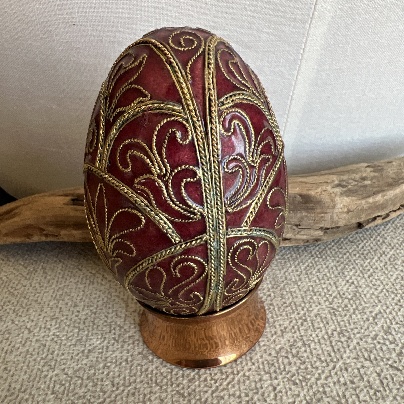 Red Enamel Cloisonné Egg Handcrafted Metalwork w/Raised Gold Wiring Collectible