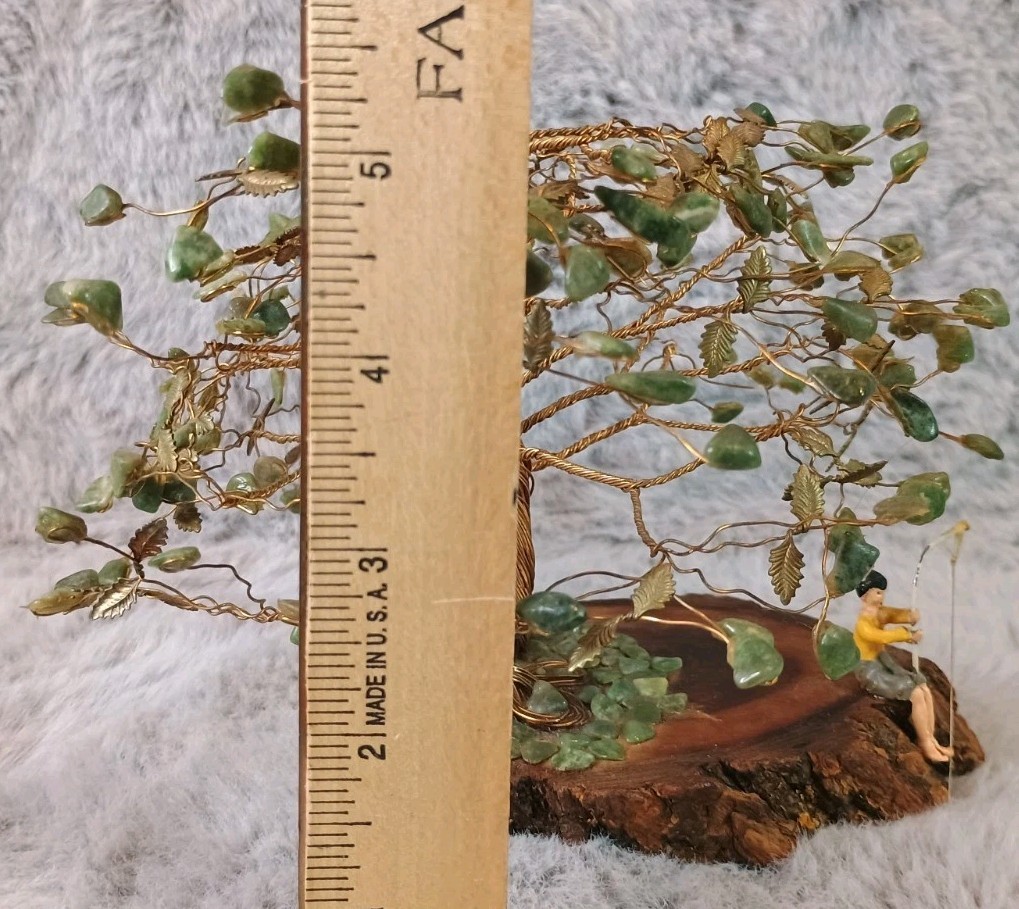Vintage Bonsai Aventurine Tree Wooden Base Copper Wire Tree With Fisherman