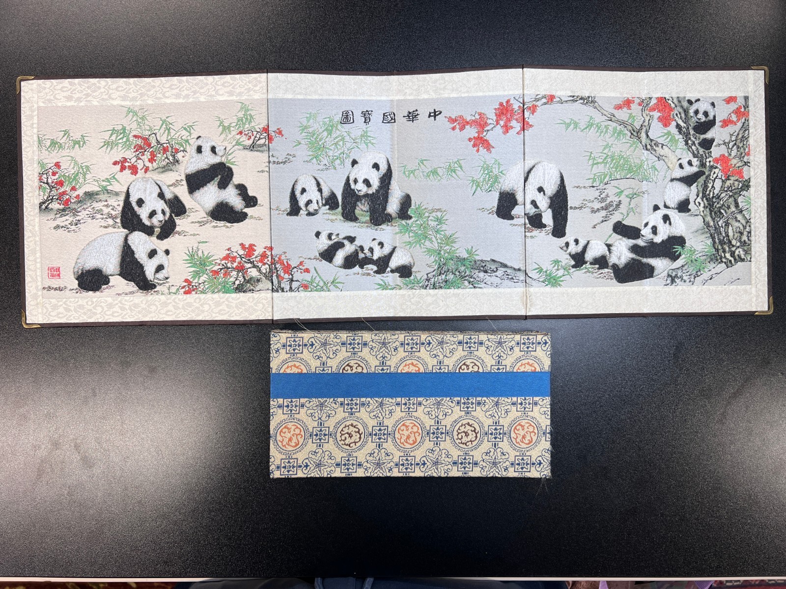 Chinese National Treasure Map Pandas Playing Art Home Decor Folding