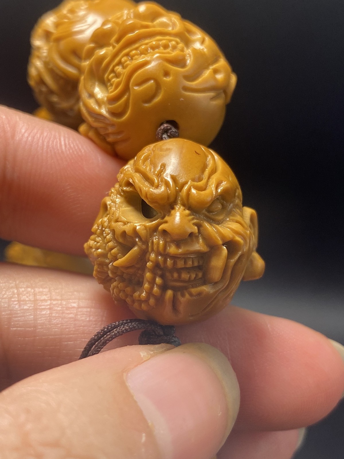 China Olive Dentoliva Fierce Monk (Evil Monk) “Face Death with Life” Bracelet