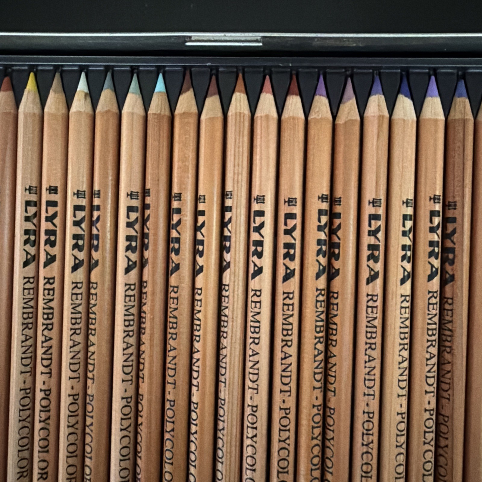 Lyra Rembrandt Set 72 Polycolor Pencils Assorted Colors in Box Artist Supplies
