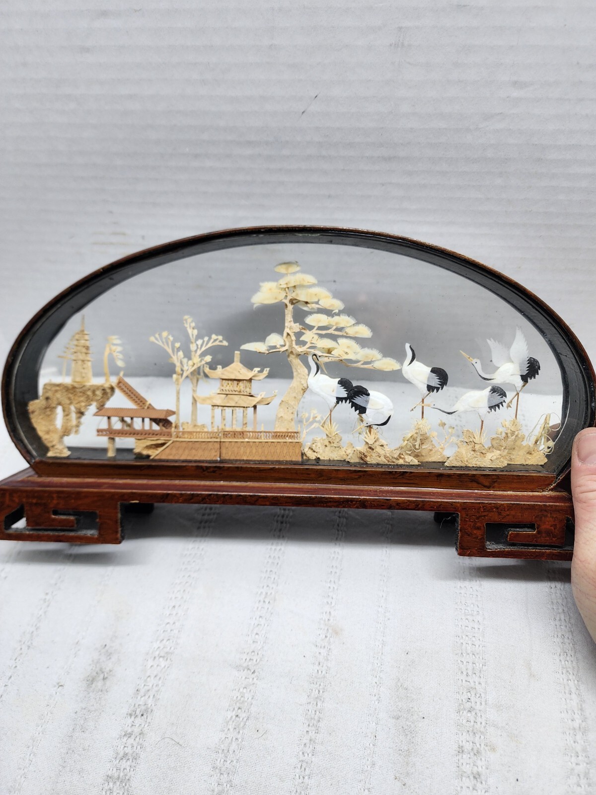 Chinese Cork Diorama 5 Cranes – Glass/Dark Red Lacquered Frame