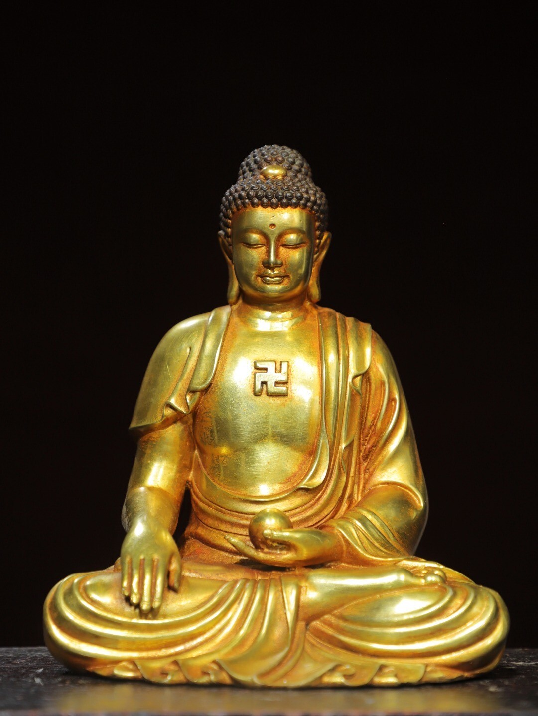 Bronze gilded statue of Amitabha Buddha Buddha statue