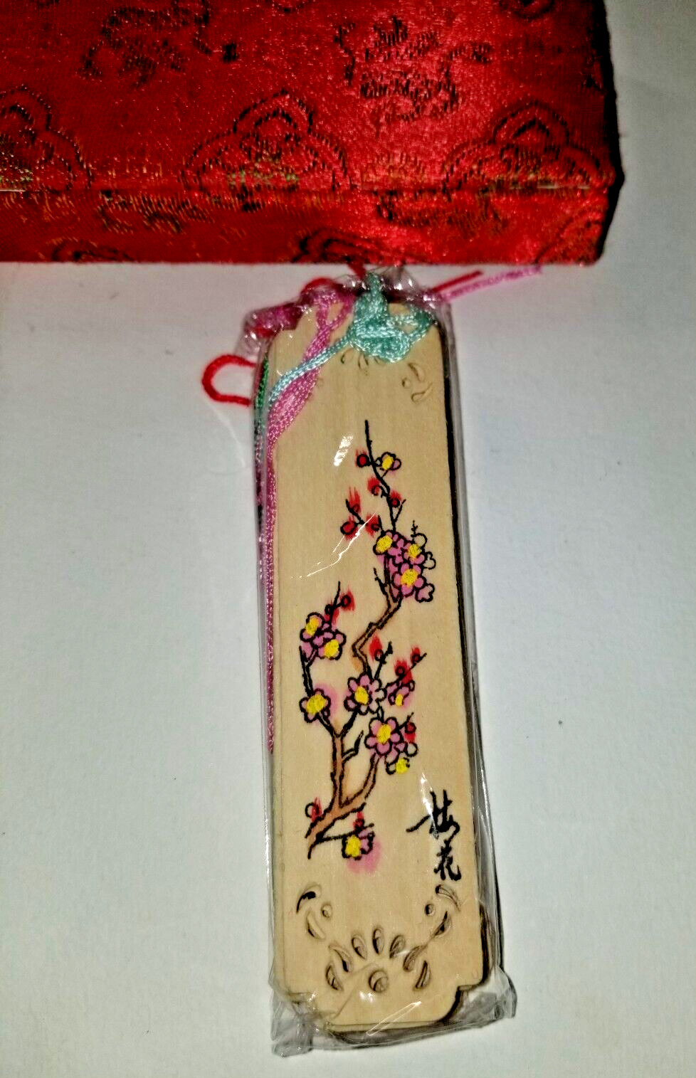 Vintage Chinese Brocade Box 8 Hand Painted Bamboo Bookmarks Floral 5x2x1