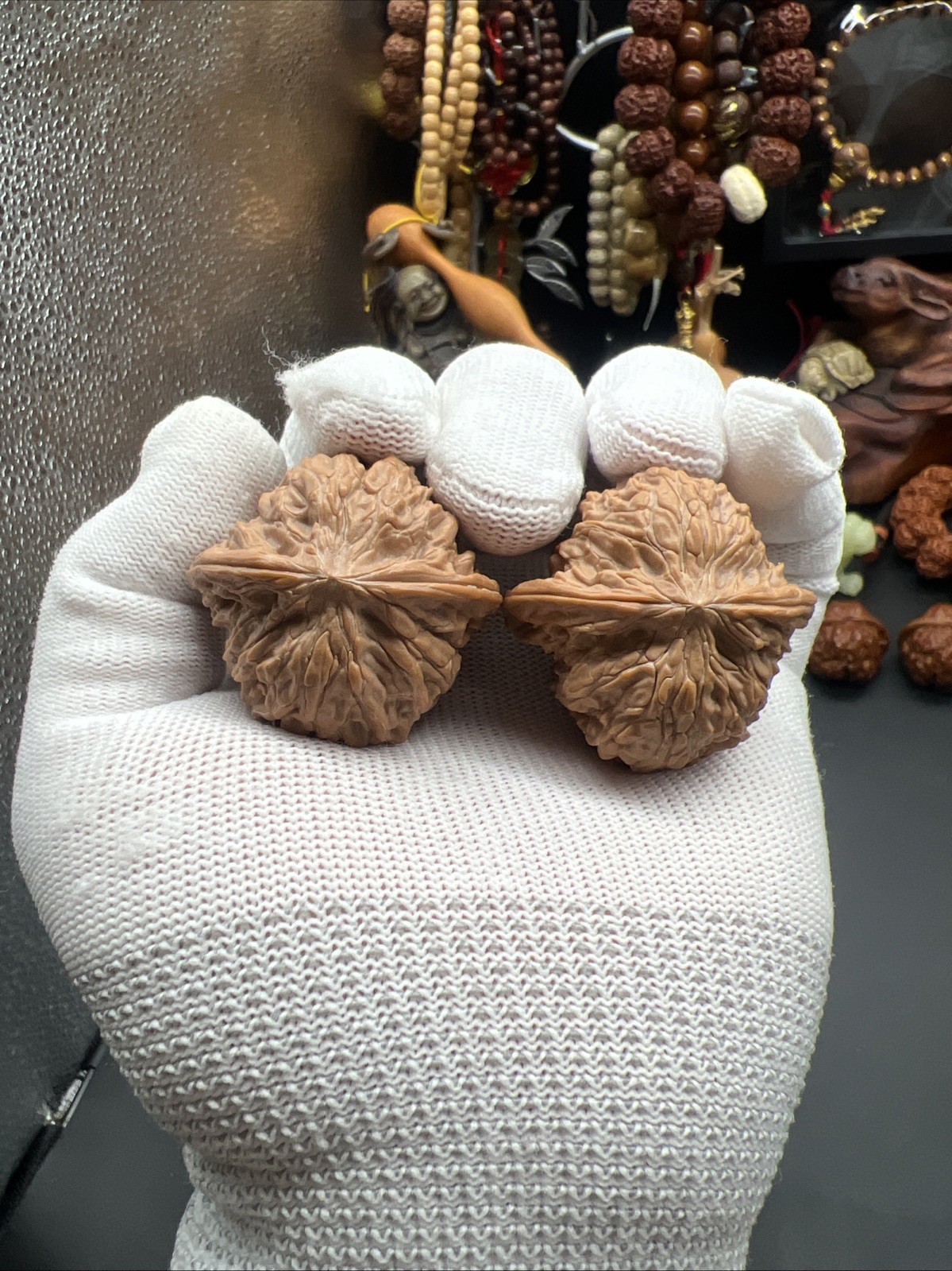 Pair of Match Chinese Health Walnut 40×39×36mm精配文玩核桃～磨盘