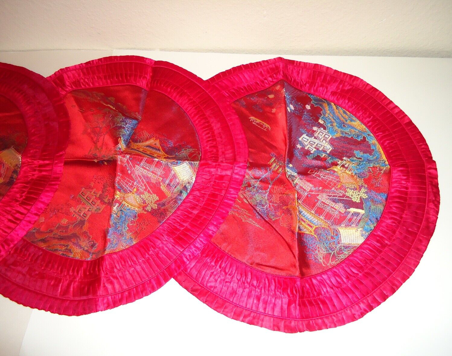 Asian Brocaded Flowers Silk Embroidered Red Round Pillowcases Size-19×19 in