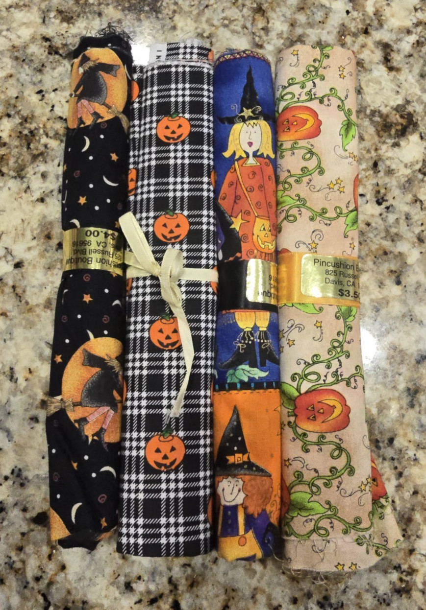 Halloween Fat Quarters Plus 1 Yd Bundle Fabric Cotton Pumpkin Ghost Mummy Bats