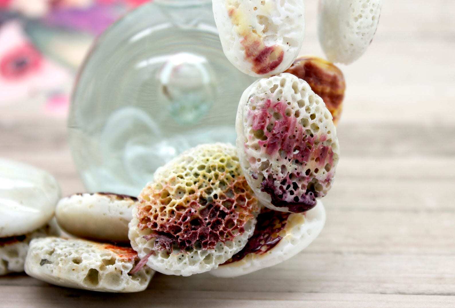 Natural Spiny Oyster Shell Flat Oval Disc Purple Gemstone Beads – PG202