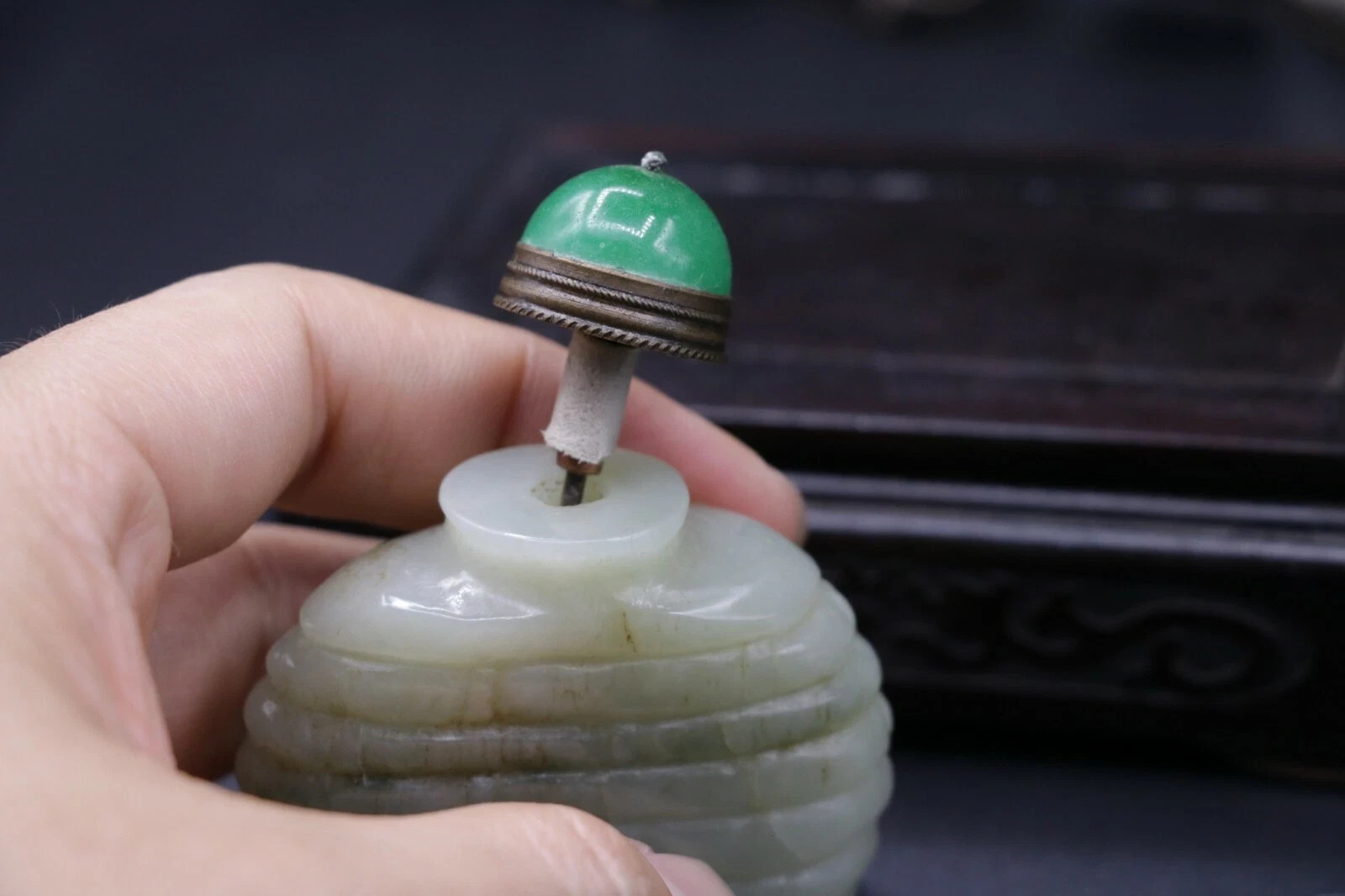 Chinese CULTURAL Old Hetian JADE Bamboo Vein Snuff Bottle Totem Amulet Carving