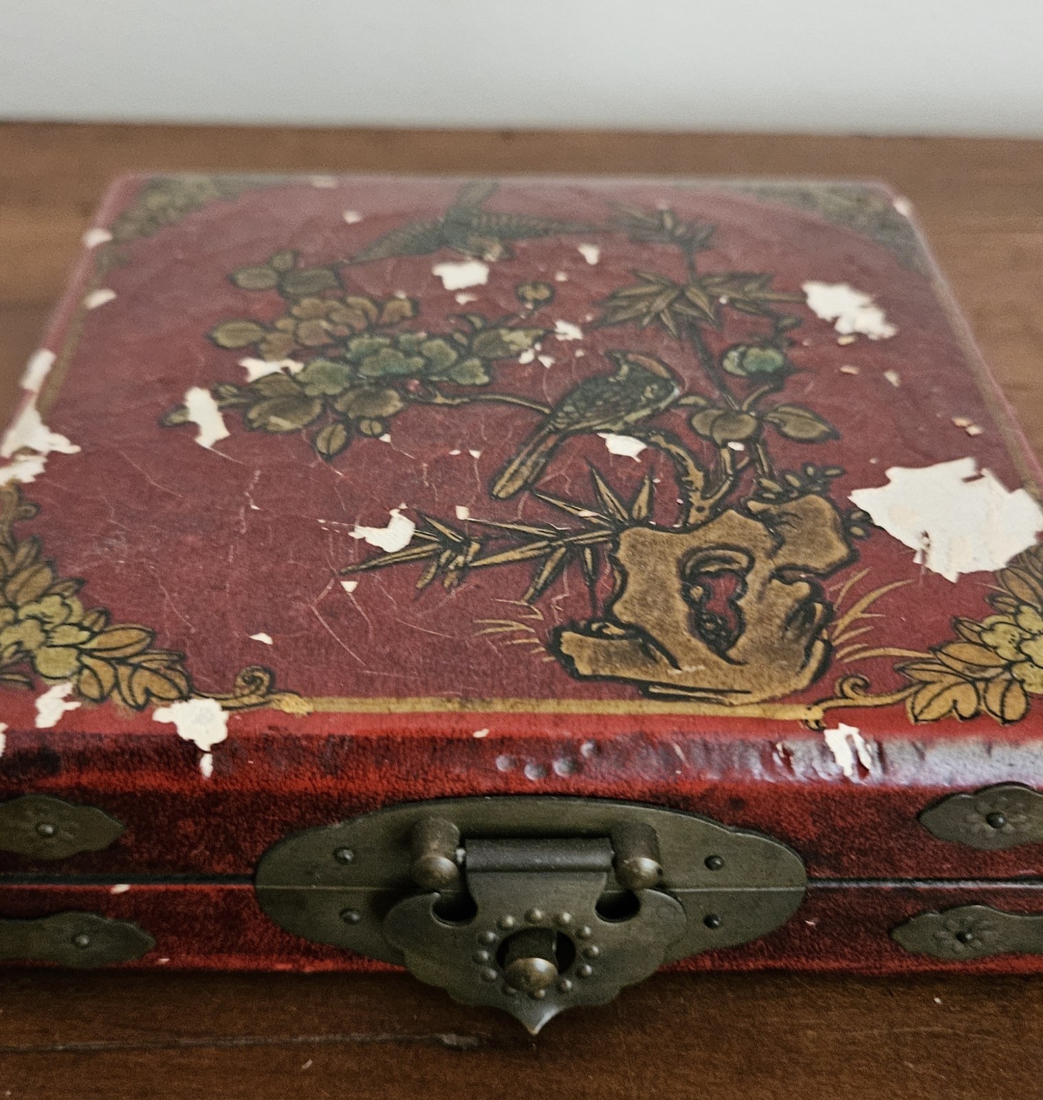 Oriental Chinese Compass in Leatherette Wood Box / Lid Has Issues – See Photos