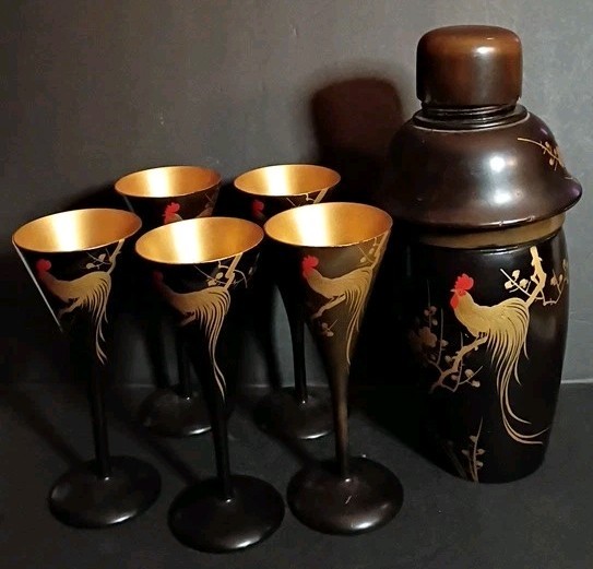 Beautiful Fighting Gold Rooster Chicken Black Lacquer Wood Shaker & 5 Cups China