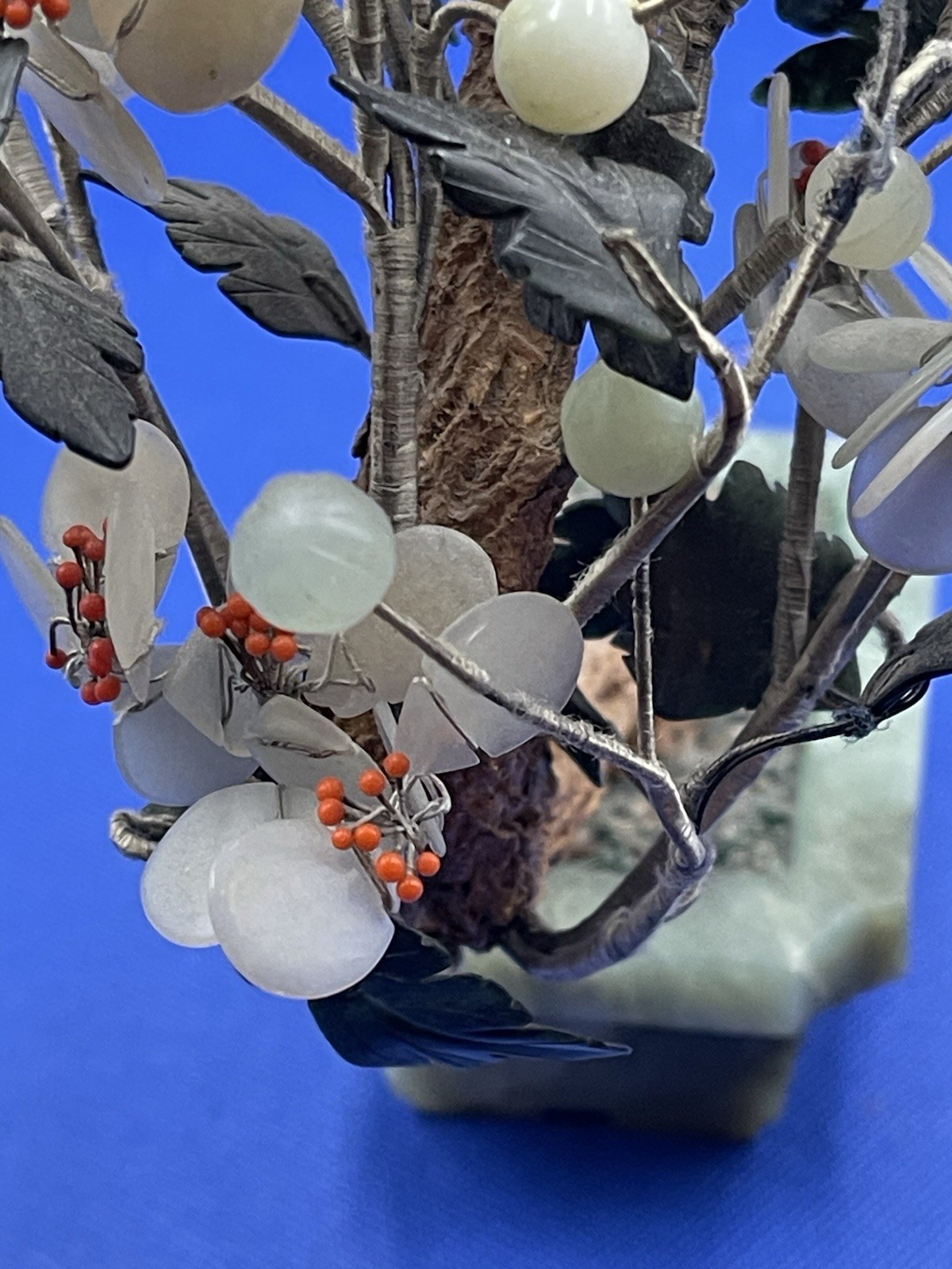 Vintage Large Chinese Jade Base Gemstone Flowers Bonsai Tree Sculpture 989