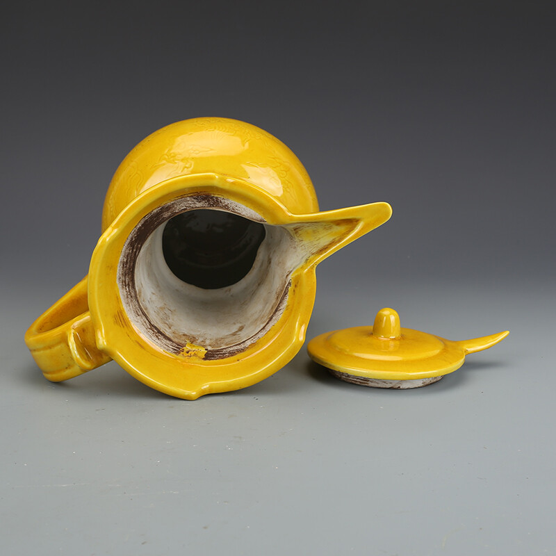 8.6″ China Ming Coke Yellow Glaze Porcelain Carve Animal Dragon Monk Hat Kettle