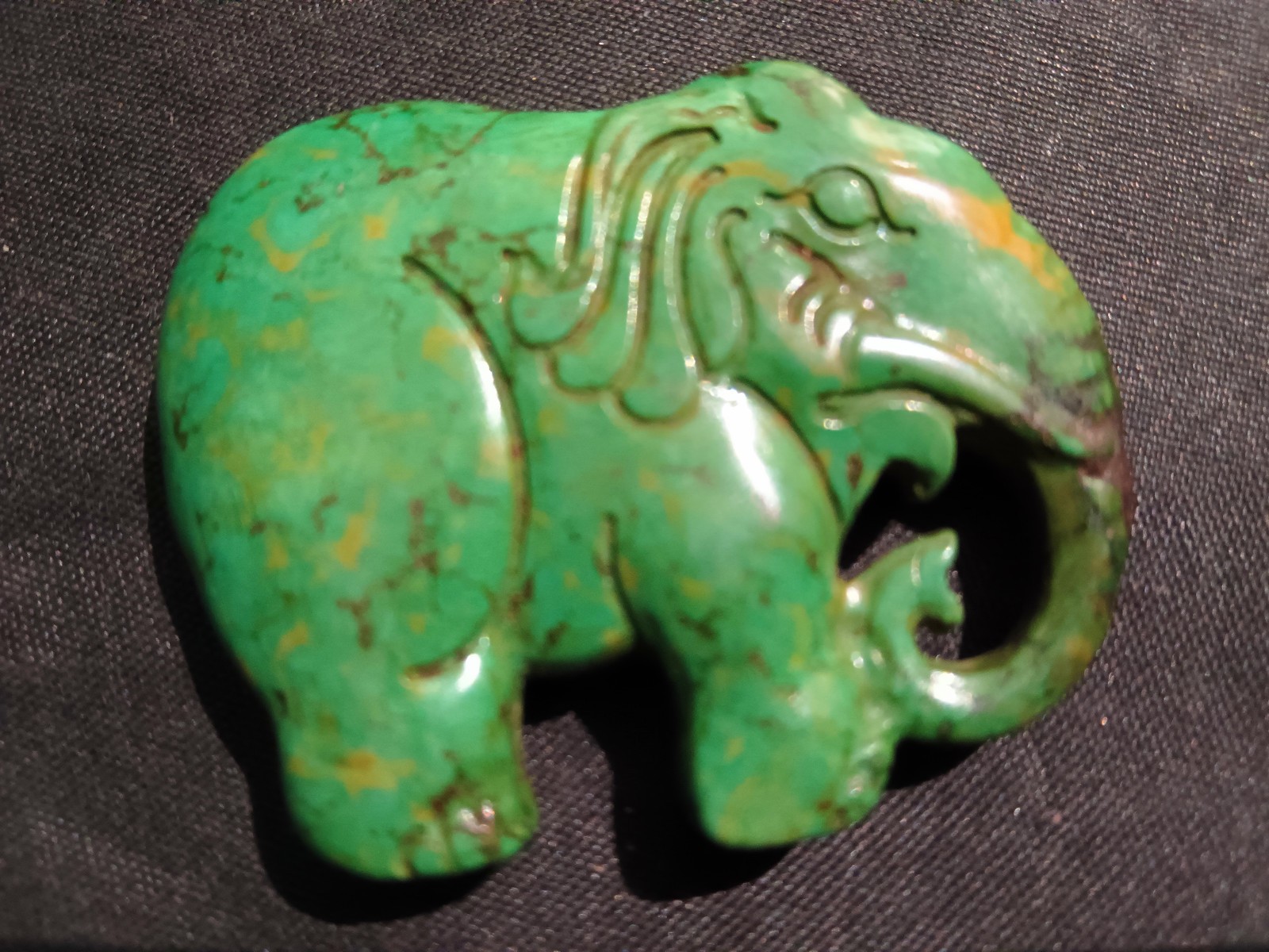 Good Quality Chinese Old Turquoise Hand Carved *Elephant* Pendant