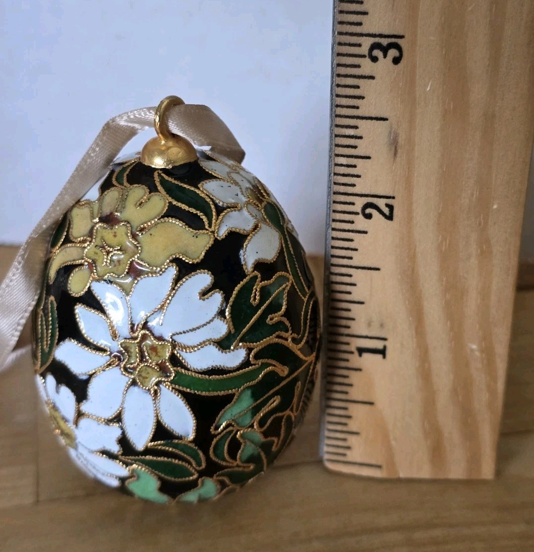 Vintage Black, White and Gold Floral Enamel Cloisonné Chinese Egg