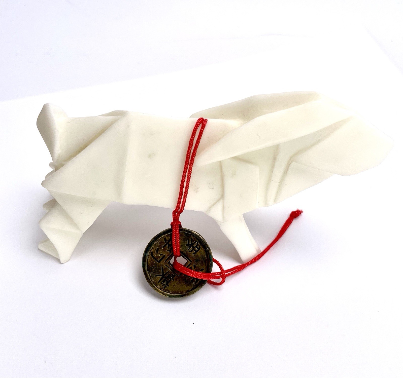 VTG Carved Resin Figurine – Origami Style, Asian-Inspired 4.5″x3″ Luck &Fortune