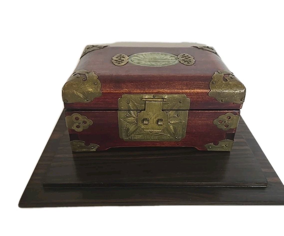 Jewelry Box Wooden Brass Accents Shangai Jade Detail VTG