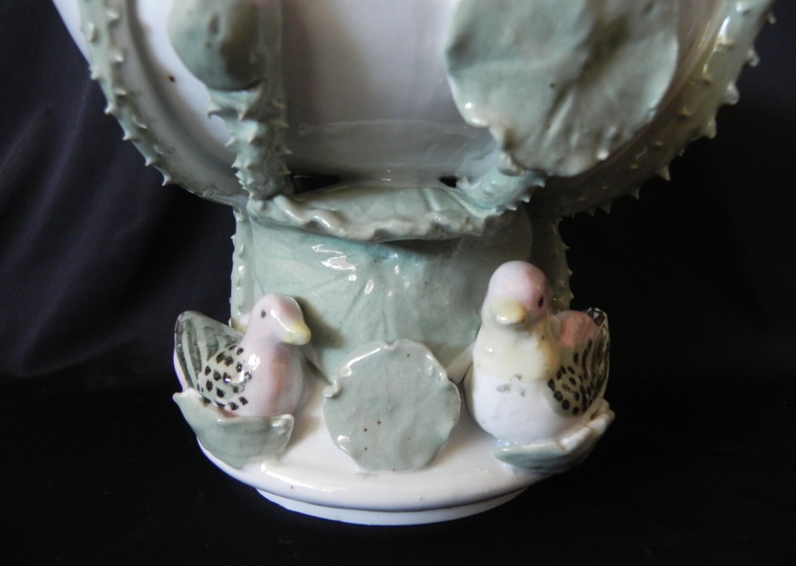 Blanc de Chine White Lotus Lily Pad Ducks FLOWER FROG Porcelain Pedestal Bowl