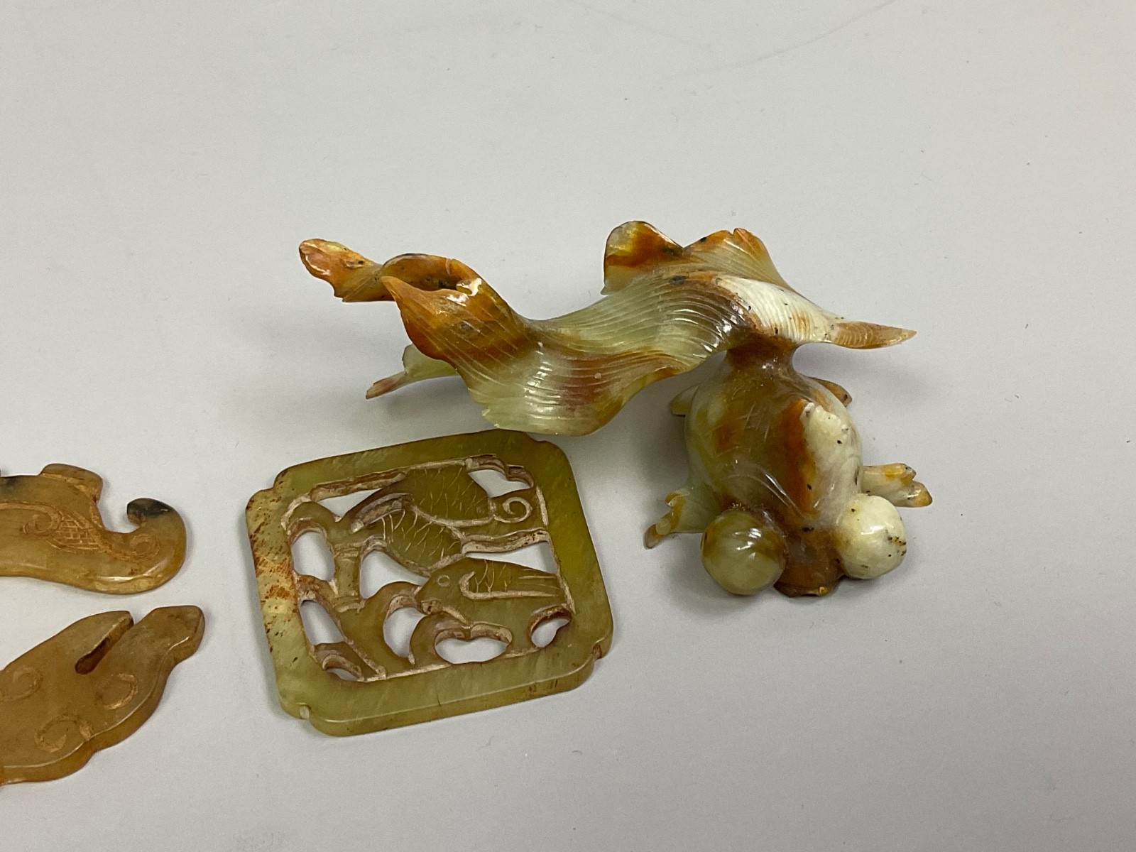 Old VTG Chinese Jade Pendants & Stone Natural Hand Carved Collection Mix Lot