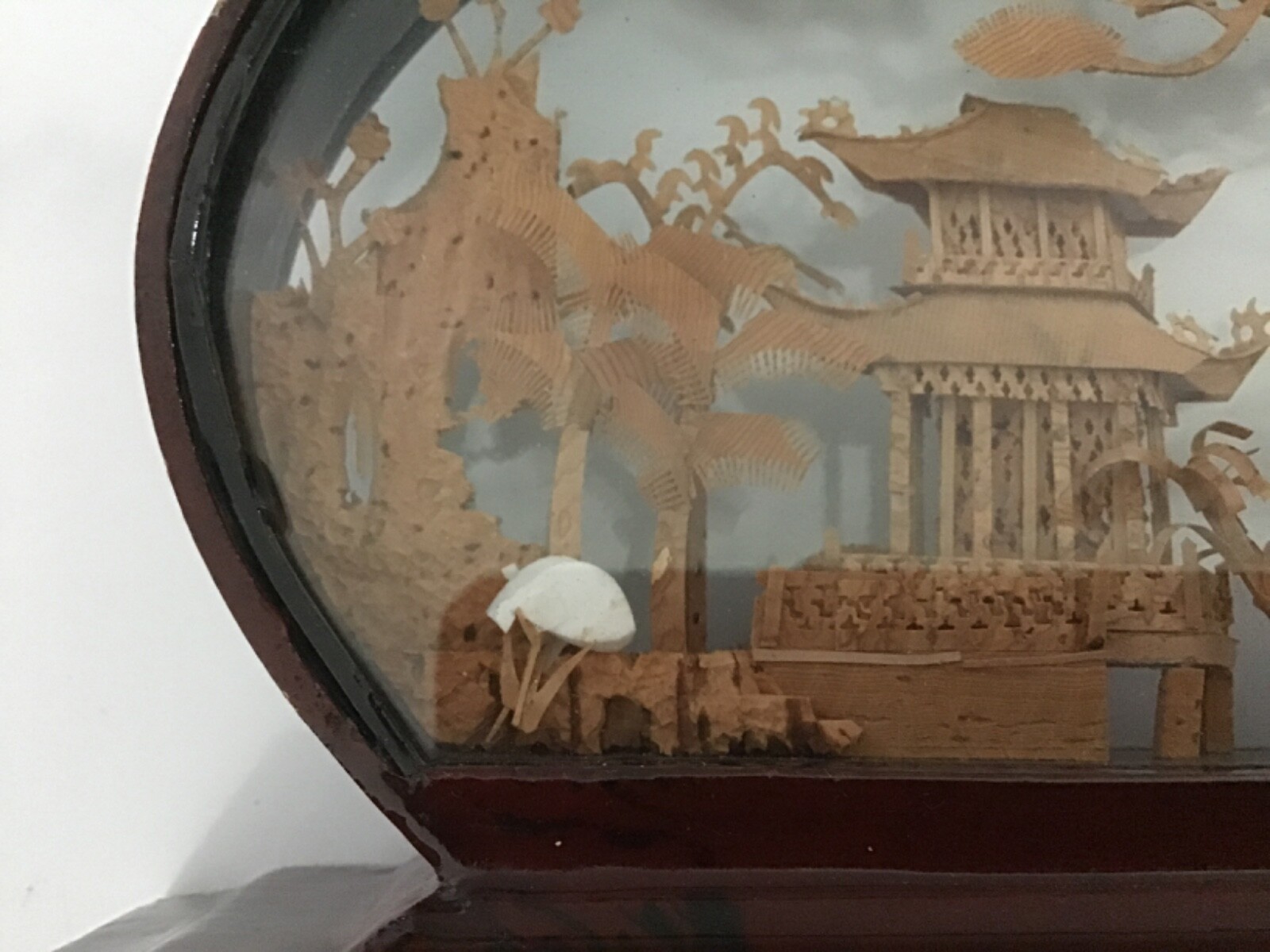 VINTAGE-FUJIAN HAND CARVED CORK DIORAMA ART GLASS WOOD FRAMED PICTURE