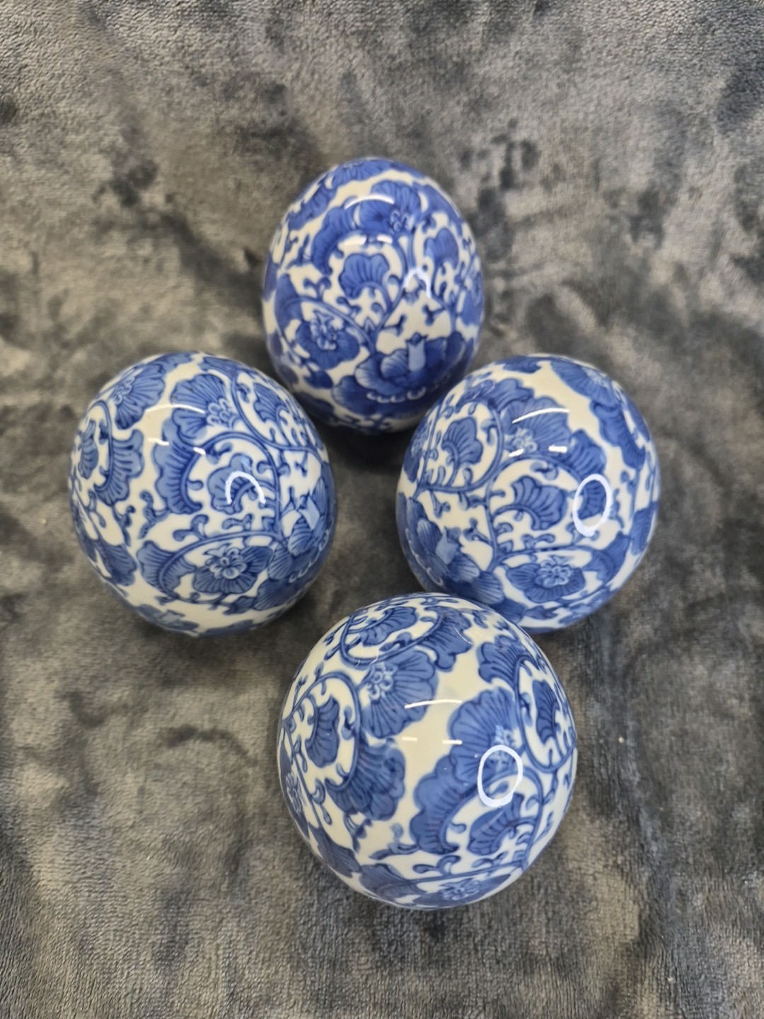 Vintage Asian Blue & White 4 Large Eggs 4.25” Collectable Home Decor