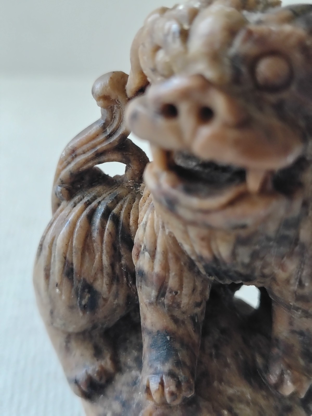 Vintage Chinese Hand Carved Soapstone Incense Burner Top Foo Dog 3″ Figurine