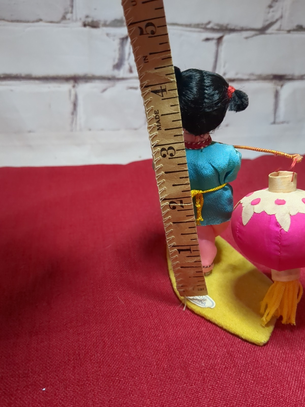 Vintage Peking Silk Doll Figure, Asian Girl Chinese Painted Face Lantern 5″ Tall