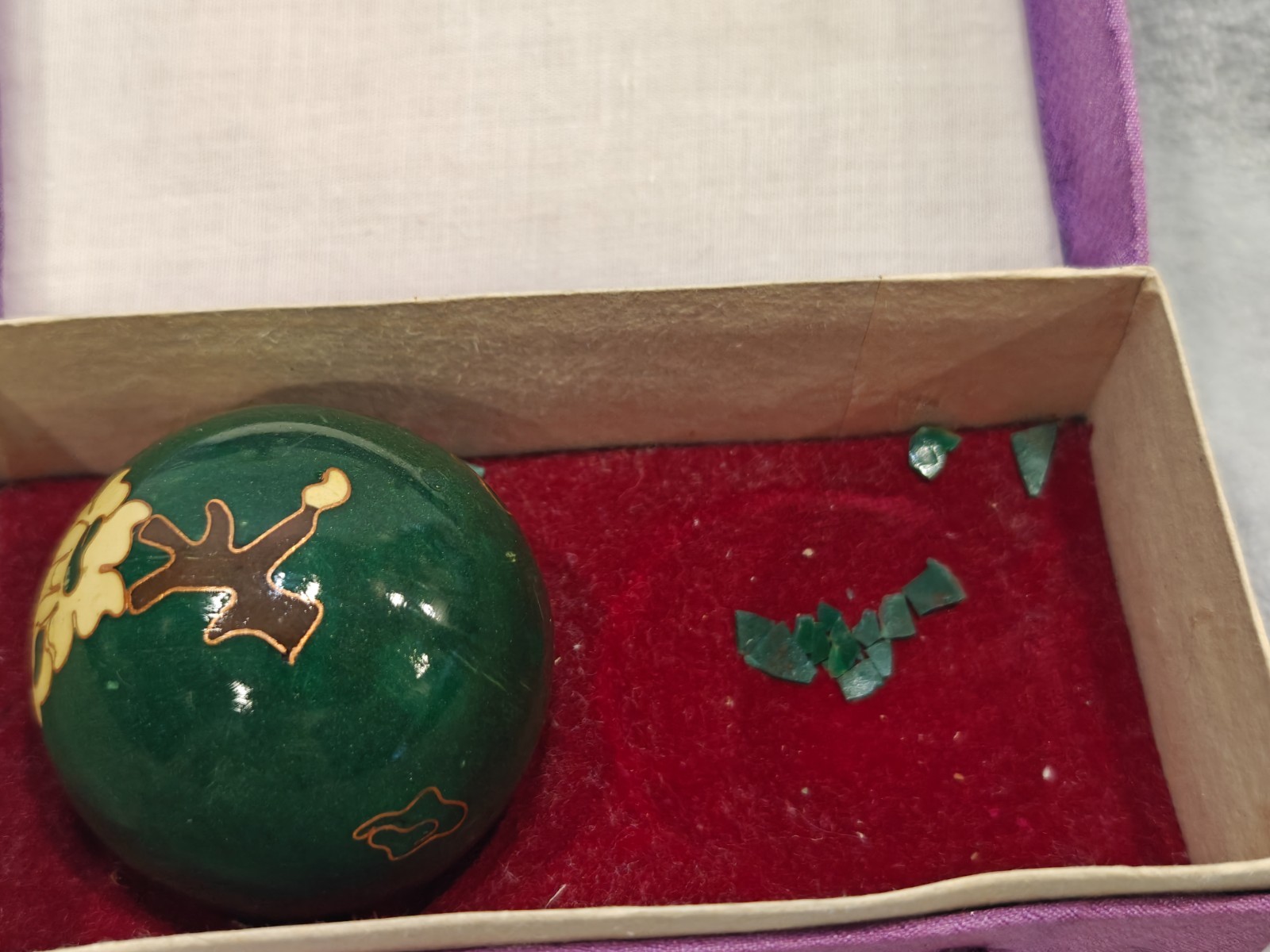 Vintage Chinese Cloisonné Baoding Balls Hand Painted Floral Green Original Box