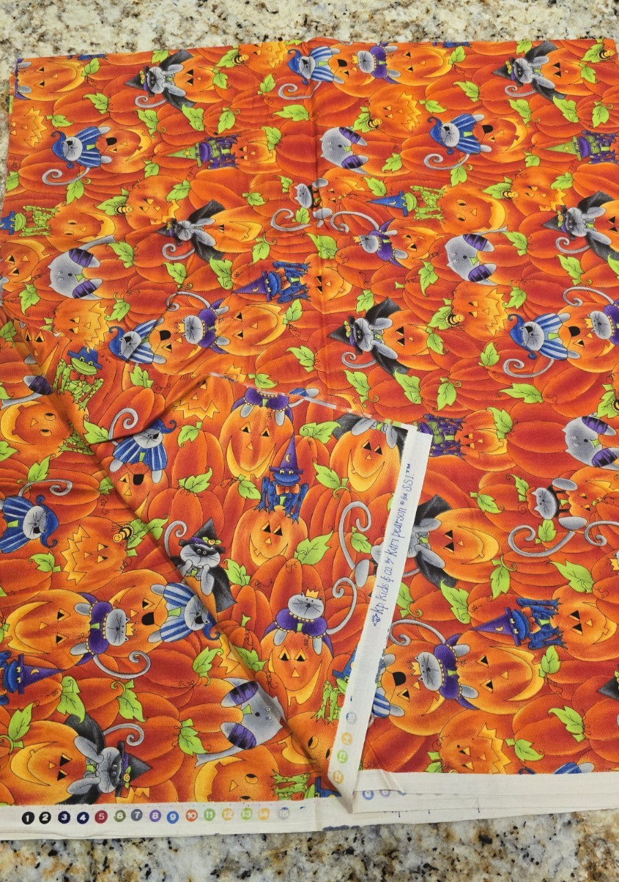 Halloween Fat Quarters Plus 1 Yd Bundle Fabric Cotton Pumpkin Ghost Mummy Bats