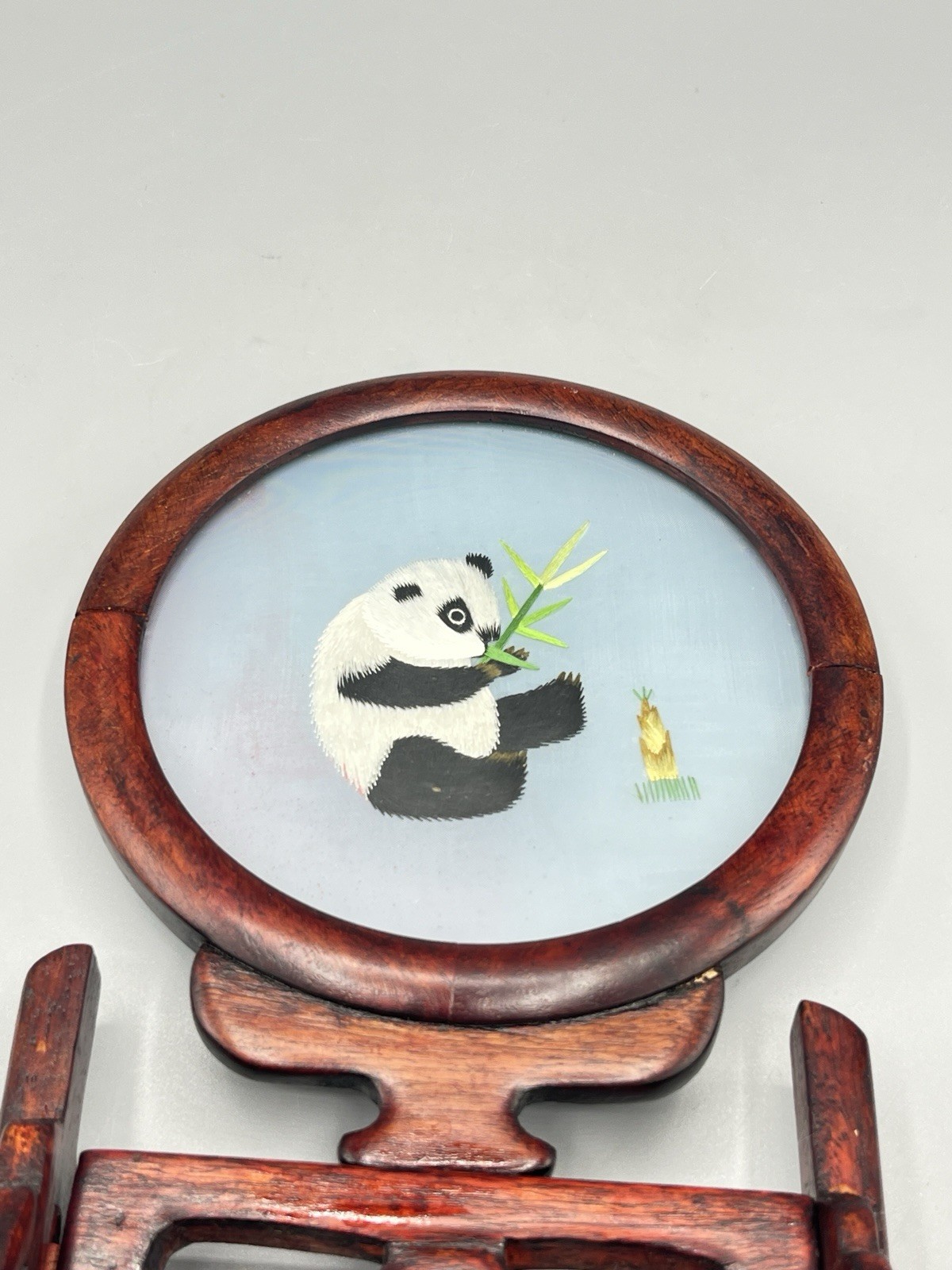 ASIAN Chinese Panda Double Sided Silk Embroidery Wooden Screen – Read