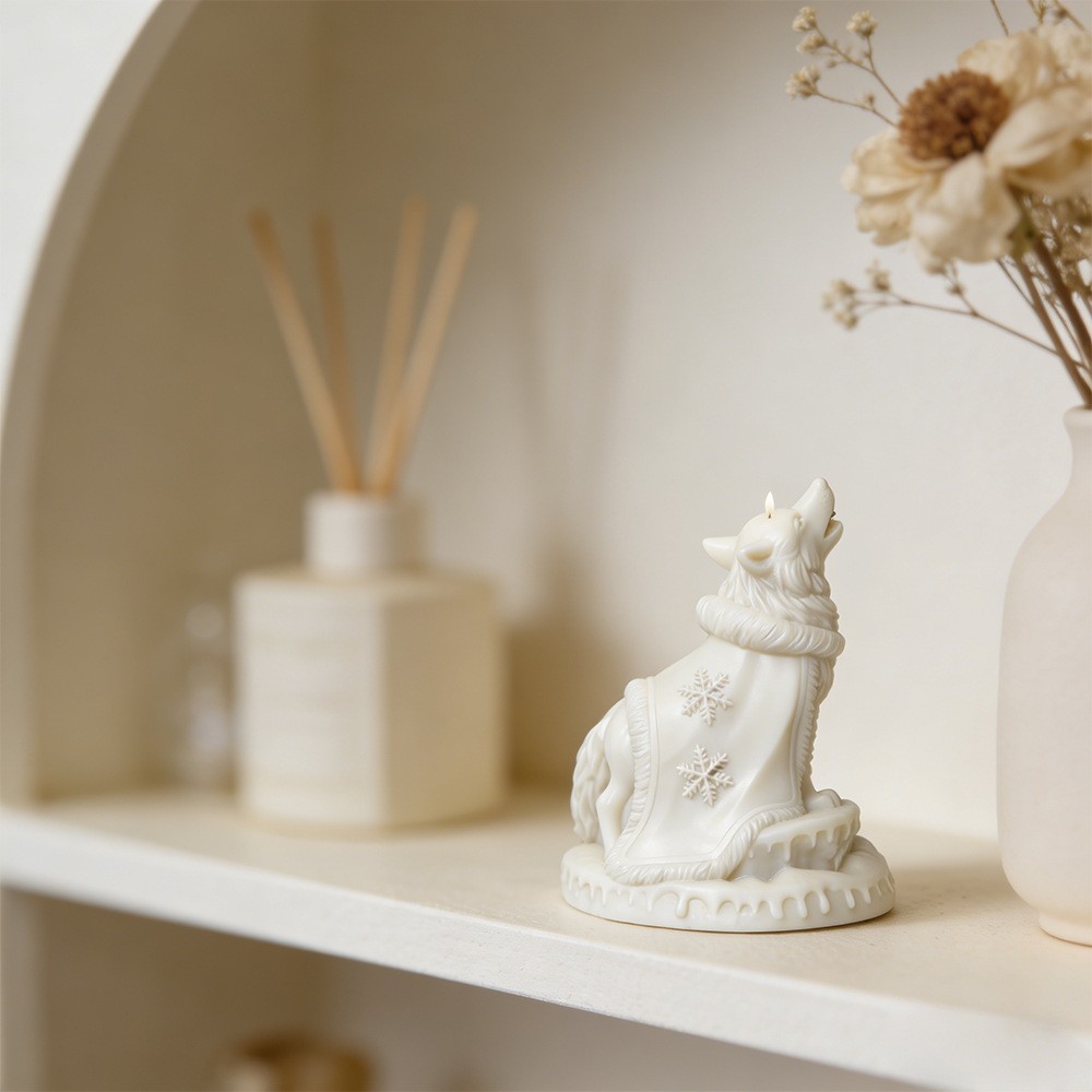 Wolf King Scented Candle Silicone Mold: DIY Animal Epoxy Resin Craft Tool