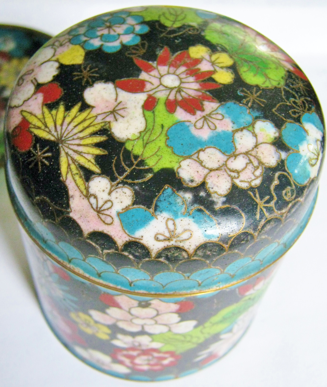 VINTAGE CHINA CLOISONNE TOBACCO SET FLORAL MATCHBOX ASHTRAY CIGARETTE JAR