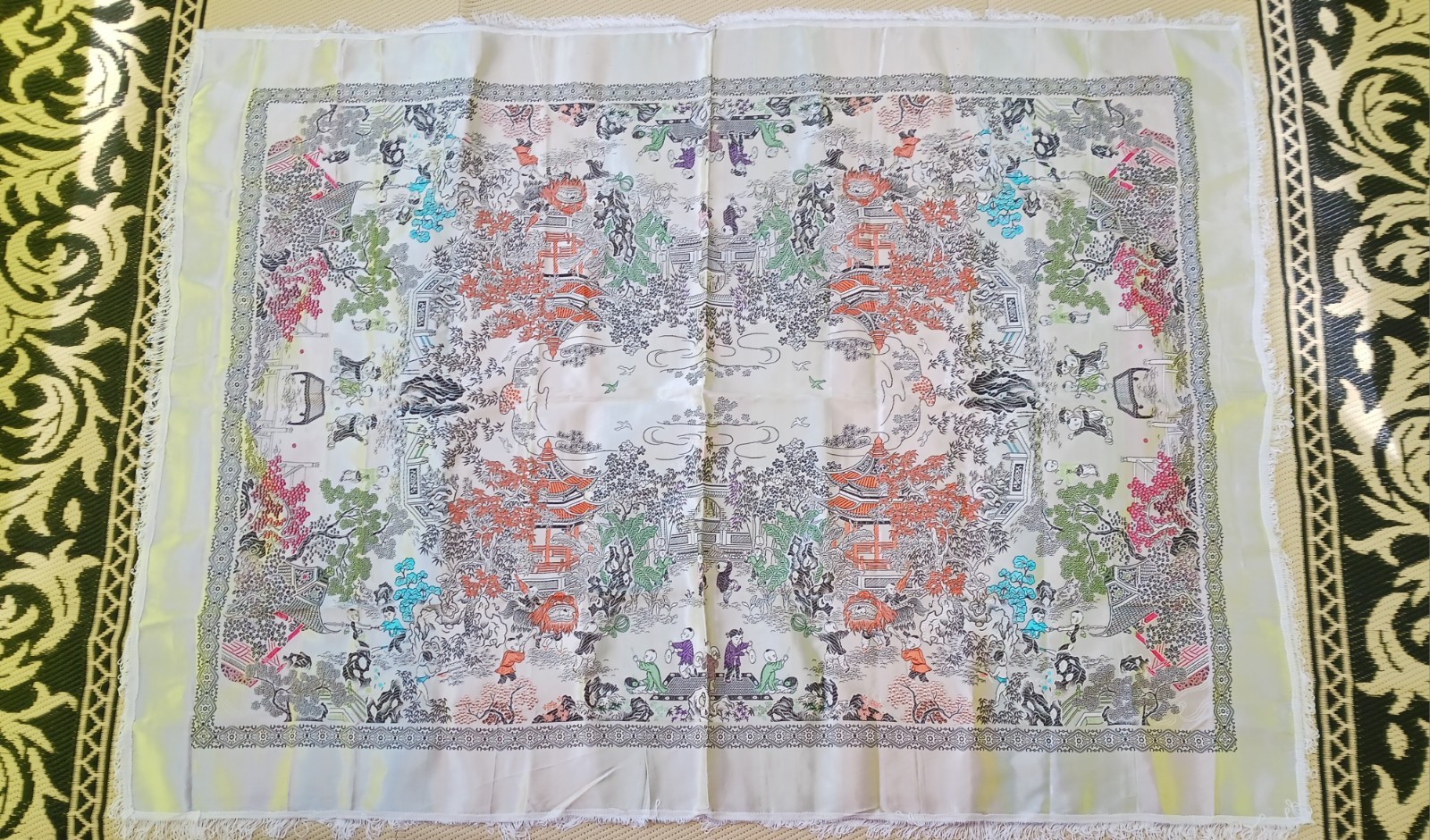 Vtg Large Chinese Embroidered Silk Brocade Wall Hanging Tablecloth Piano Cover